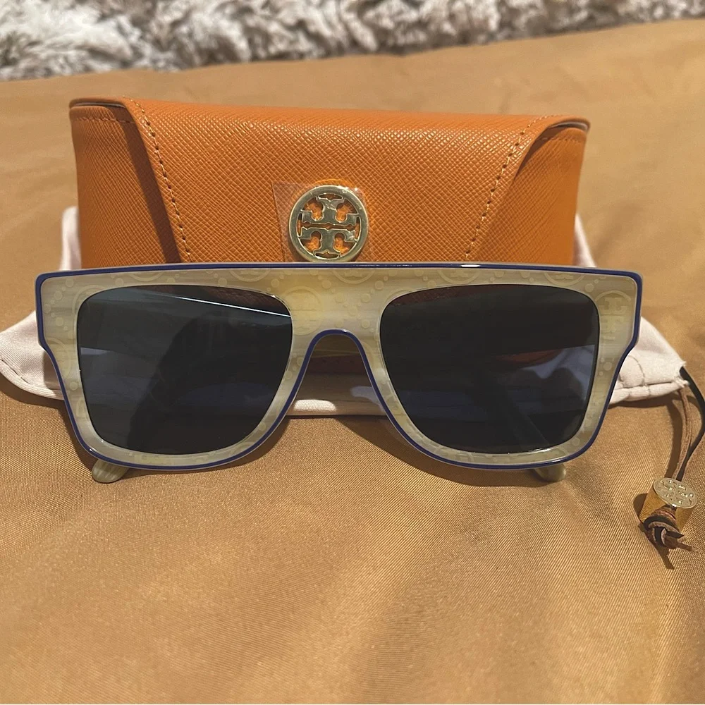 NWT AUTHENTIC Tory Burch Rare Sunglasses Unisex